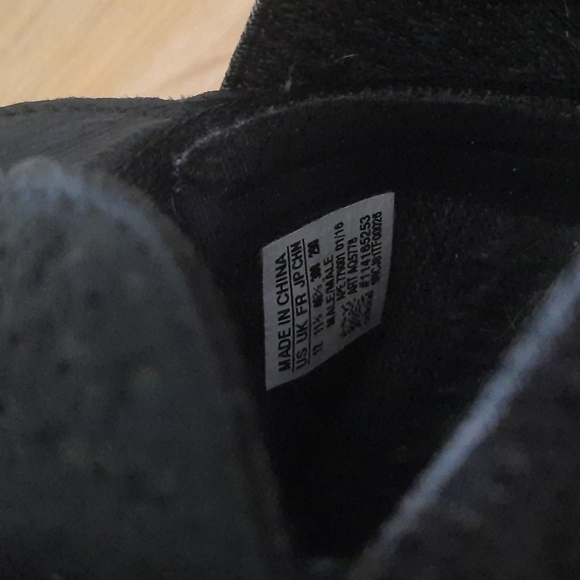 Pharrell Williams x Vulc Lace up "Black Granite" - Picture 4 of 6